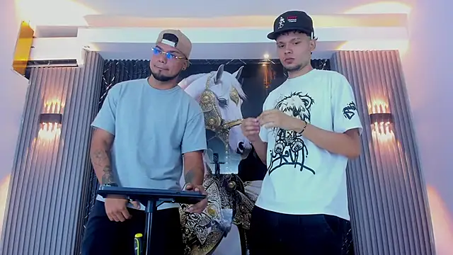 Snapshot of handsome_boys22 chatting on December 2025 11:59:01 AM handsome boys22 online show from December 2025 11:59:01 AM