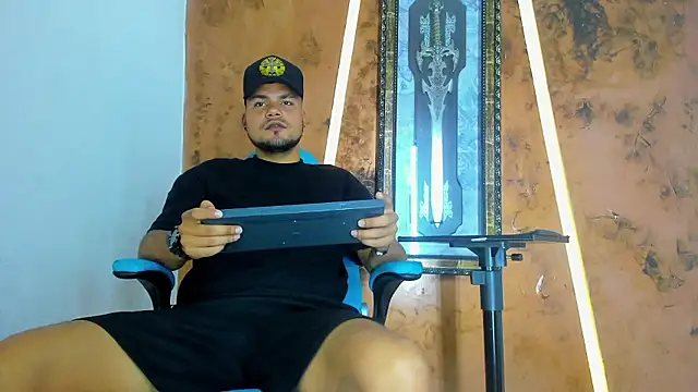 handsome boys22 online show from January 2026 01:59:02 PM