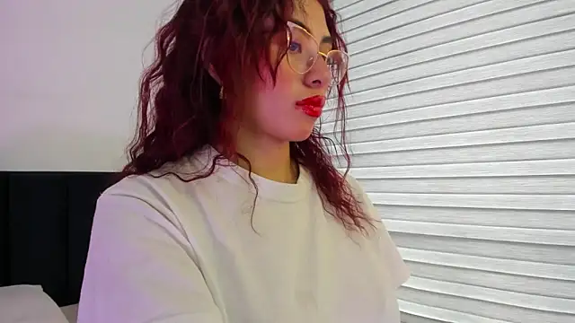 melanie roux   online show from June 2026 06:46:02 PM