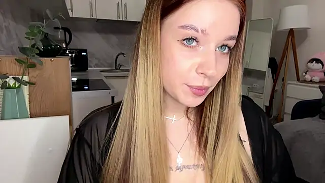 Snapshot of Babymoney_2007 chatting on November 2025 09:50:01 PM Babymoney 2007 online show from November 2025 09:50:01 PM