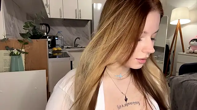 Snapshot of Babymoney_2007 chatting on December 2025 09:21:02 PM Babymoney 2007 online show from December 2025 09:21:02 PM