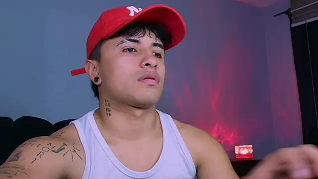 Snapshot of jhon_mendoza_ chatting on November 2025 06:50:02 PM jhon mendoza online show from November 2025 06:50:02 PM