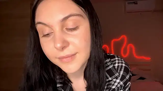 MyraLitterers online show from February 2026 04:33:01 PM