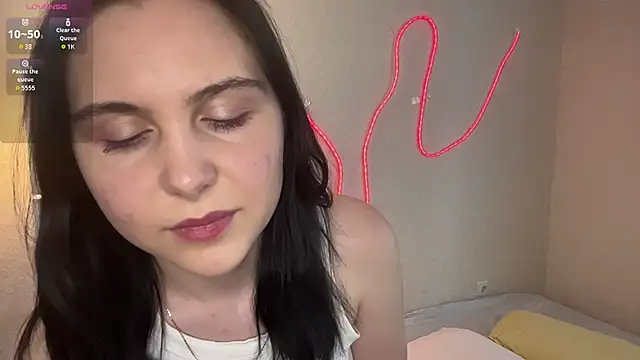 MyraLitterers online show from June 2026 04:20:02 PM