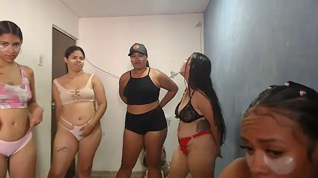 ricaslatinas1 online show from March 2026 06:47:01 PM