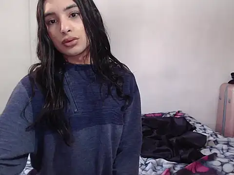  camila trans  online show from November 2025 05:24:01 PM