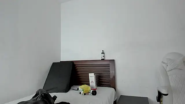 tifanymonroe online show from November 2025 11:22:02 AM