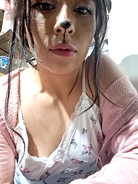 Snapshot of chloebrownn03 chatting on October 2025 02:52:01 AM chloebrownn03 online show from October 2025 02:52:01 AM