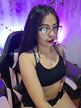 Snapshot of chloebrownn03 chatting on May 2026 05:23:01 AM chloebrownn03 online show from May 2026 05:23:01 AM