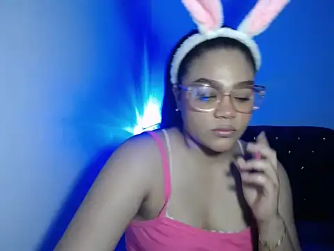2moons full of love online show from June 2026 02:43:01 PM