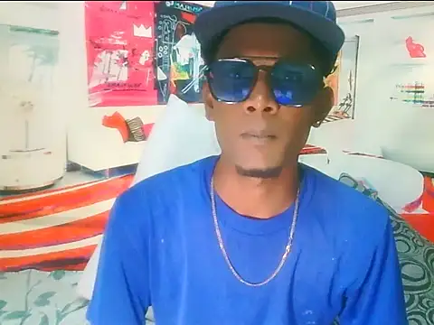 Snapshot of IndianThuggin chatting on October 2025 05:46:01 PM IndianThuggin online show from October 2025 05:46:01 PM