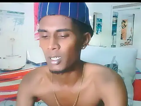 Snapshot of IndianThuggin chatting on October 2025 05:56:01 PM IndianThuggin online show from October 2025 05:56:01 PM