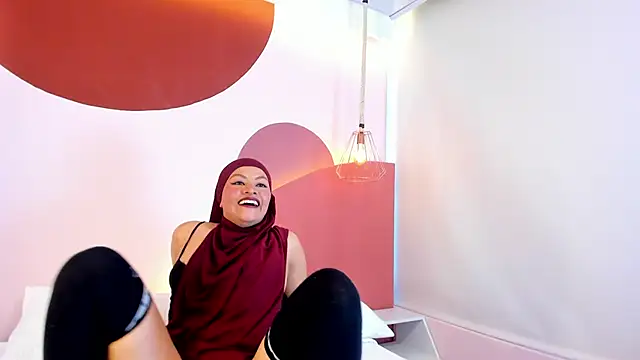 Snapshot of SophiaBeckerr chatting on November 2025 07:03:01 PM SophiaBeckerr online show from November 2025 07:03:01 PM