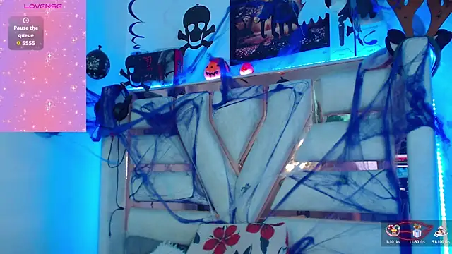 Hanna Plum online show from October 2025 04:20:02 AM