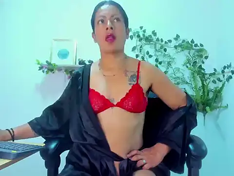 Snapshot of canelaa___ chatting on October 2025 02:20:01 PM canelaa online show from October 2025 02:20:01 PM