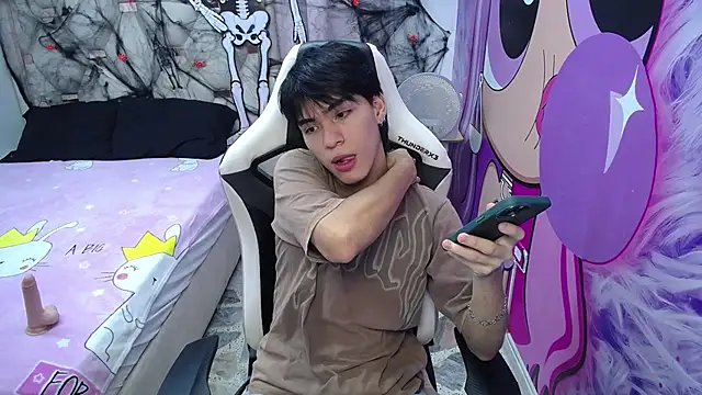 Snapshot of hyun_jin_ chatting on October 2025 07:47:02 PM hyun jin online show from October 2025 07:47:02 PM