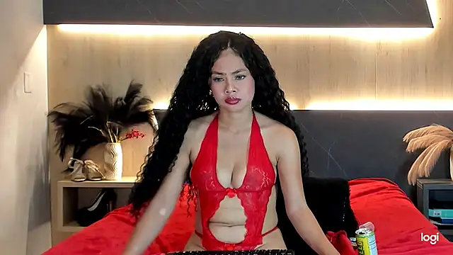 LorenaVarga online show from August 2026 07:17:01 PM