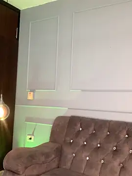 Orianabluee  online show from November 2025 07:38:02 PM