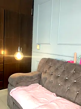 Orianabluee  online show from November 2025 03:12:01 AM