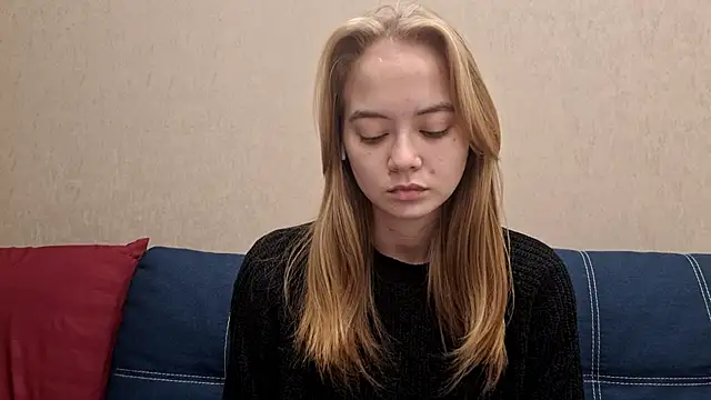 A LISS A online show from October 2025 04:07:02 PM