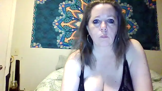 curvymaturemaryjane online show from June 2026 03:08:01 AM