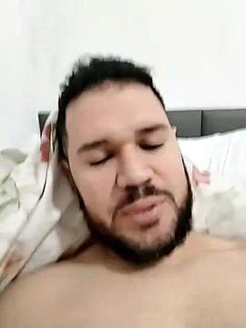 Snapshot of Branquinhowm chatting on November 2025 03:05:01 AM Branquinhowm online show from November 2025 03:05:01 AM