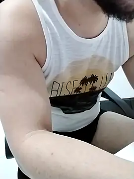 Branquinhowm online show from April 2026 08:28:02 PM