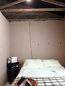 Snapshot of juicyboode chatting on October 2025 08:51:02 AM juicyboode online show from October 2025 08:51:02 AM