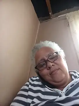 Snapshot of juicyboode chatting on October 2025 09:46:02 AM juicyboode online show from October 2025 09:46:02 AM