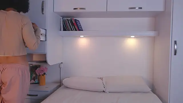 Snapshot of MartiRuis10 chatting on November 2025 11:27:01 PM MartiRuis10 online show from November 2025 11:27:01 PM