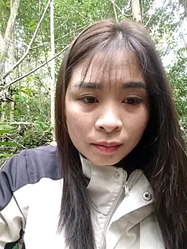 Squirrel-Pear online show from January 2026 02:47:02 AM