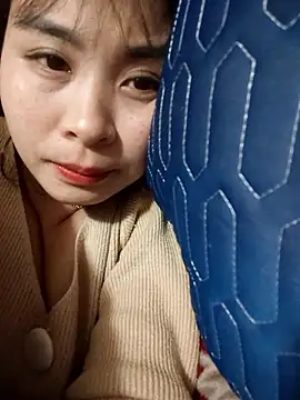 Squirrel-Pear online show from January 2026 02:41:01 PM