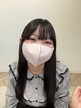 Snapshot of Reina_cute_00_ chatting on October 2025 03:21:02 AM Reina cute 00  online show from October 2025 03:21:02 AM