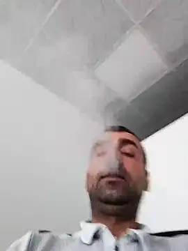 Snapshot of Bugattiveyron1 chatting on October 2025 01:00:02 PM Bugattiveyron1 online show from October 2025 01:00:02 PM