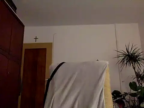 Snapshot of Filip_76 chatting on October 2025 05:25:01 PM Filip 76 online show from October 2025 05:25:01 PM