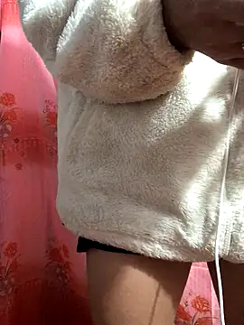 Kylie beem online show from December 2025 01:54:01 AM