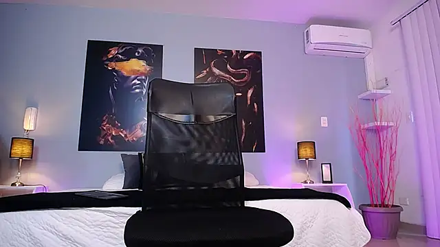 NoahDiaz online show from November 2025 01:11:02 PM