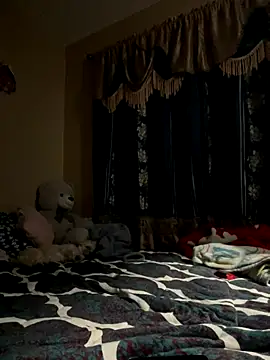 Snapshot of chocolatestrawberrydips chatting on December 2025 05:14:01 AM chocolatestrawberrydips online show from December 2025 05:14:01 AM