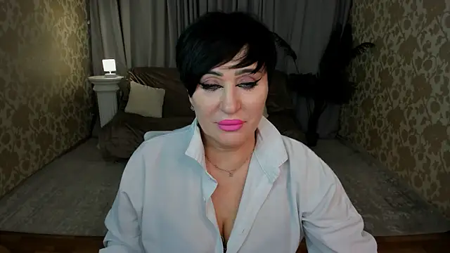 KiraTempt online show from February 2026 10:25:02 AM