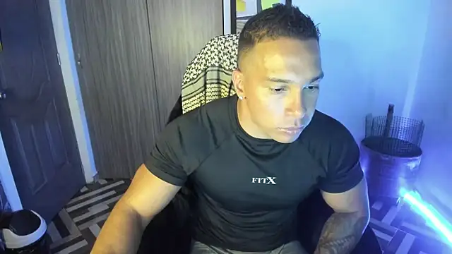 Snapshot of FreszX chatting on October 2025 06:59:01 AM FreszX online show from October 2025 06:59:01 AM