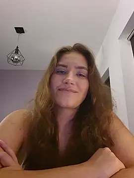 Snapshot of MiaRides19 chatting on December 2025 01:25:01 AM MiaRides19 online show from December 2025 01:25:01 AM