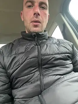 Snapshot of Rotteei1 chatting on October 2025 03:46:02 PM Rotteei1 online show from October 2025 03:46:02 PM