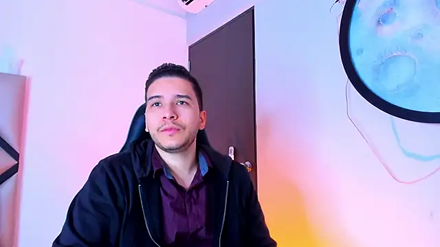 Snapshot of mike_257 chatting on November 2025 11:53:02 AM mike 257 online show from November 2025 11:53:02 AM