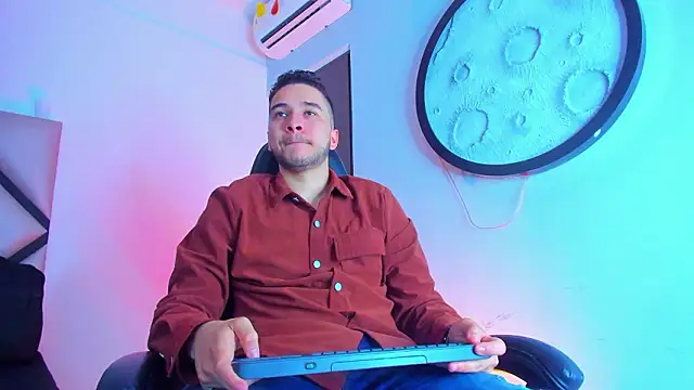 mike 257 online show from January 2026 11:25:01 AM