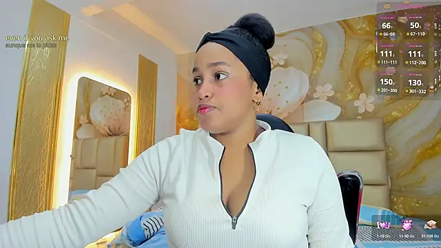 NahomiWalker  online show from March 2026 07:53:01 PM