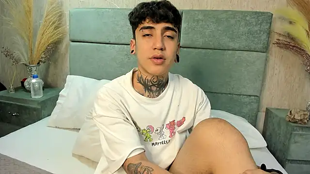 SantiOlsen online show from December 2025 07:14:02 AM