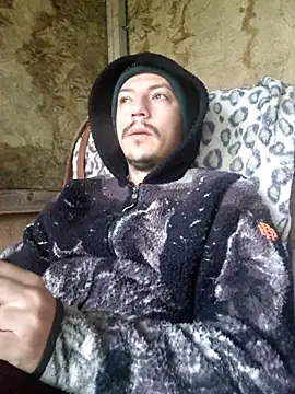 bbyxklaus online show from November 2025 12:08:02 PM