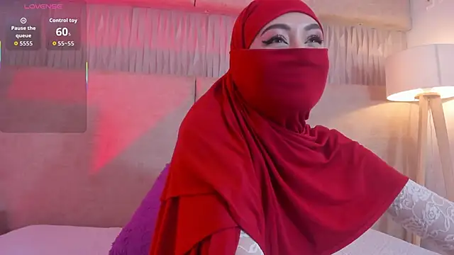 Snapshot of fatiima_ chatting on November 2025 02:02:01 PM fatiima online show from November 2025 02:02:01 PM