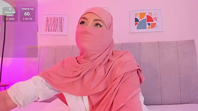 Snapshot of fatiima_ chatting on November 2025 07:01:02 PM fatiima online show from November 2025 07:01:02 PM