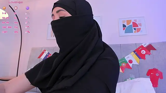 fatiima  online show from June 2026 07:18:01 PM